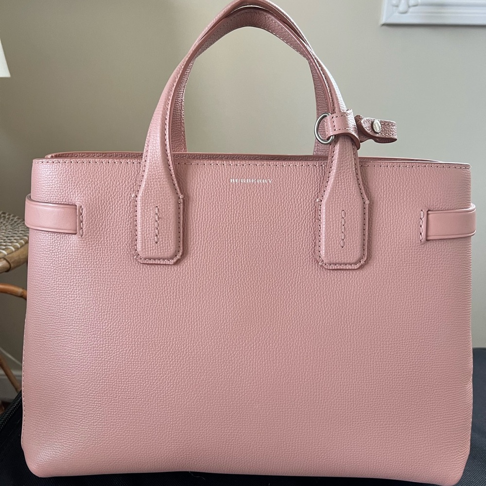 Burberry Banner bag
